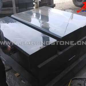 供应灰色花岗岩G654路沿石 芝麻灰路沿石